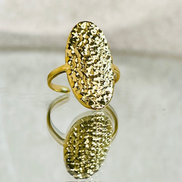 River Gold Ring