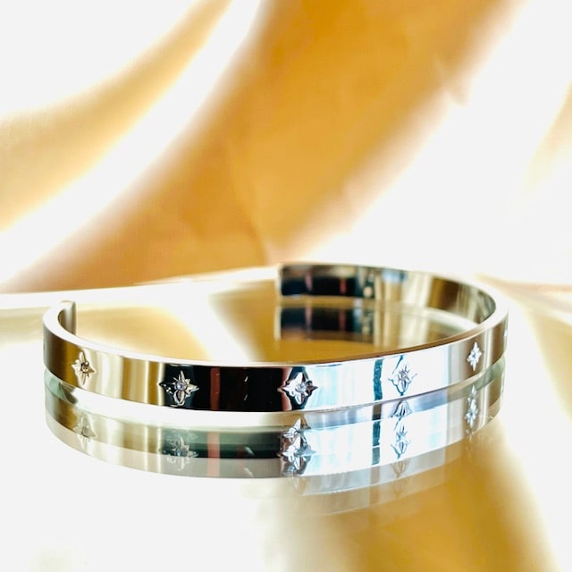 Taara Bangle Bracelet